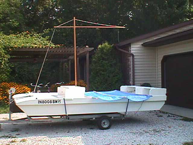 WizCat 130 foam boat with sail/canopy mast